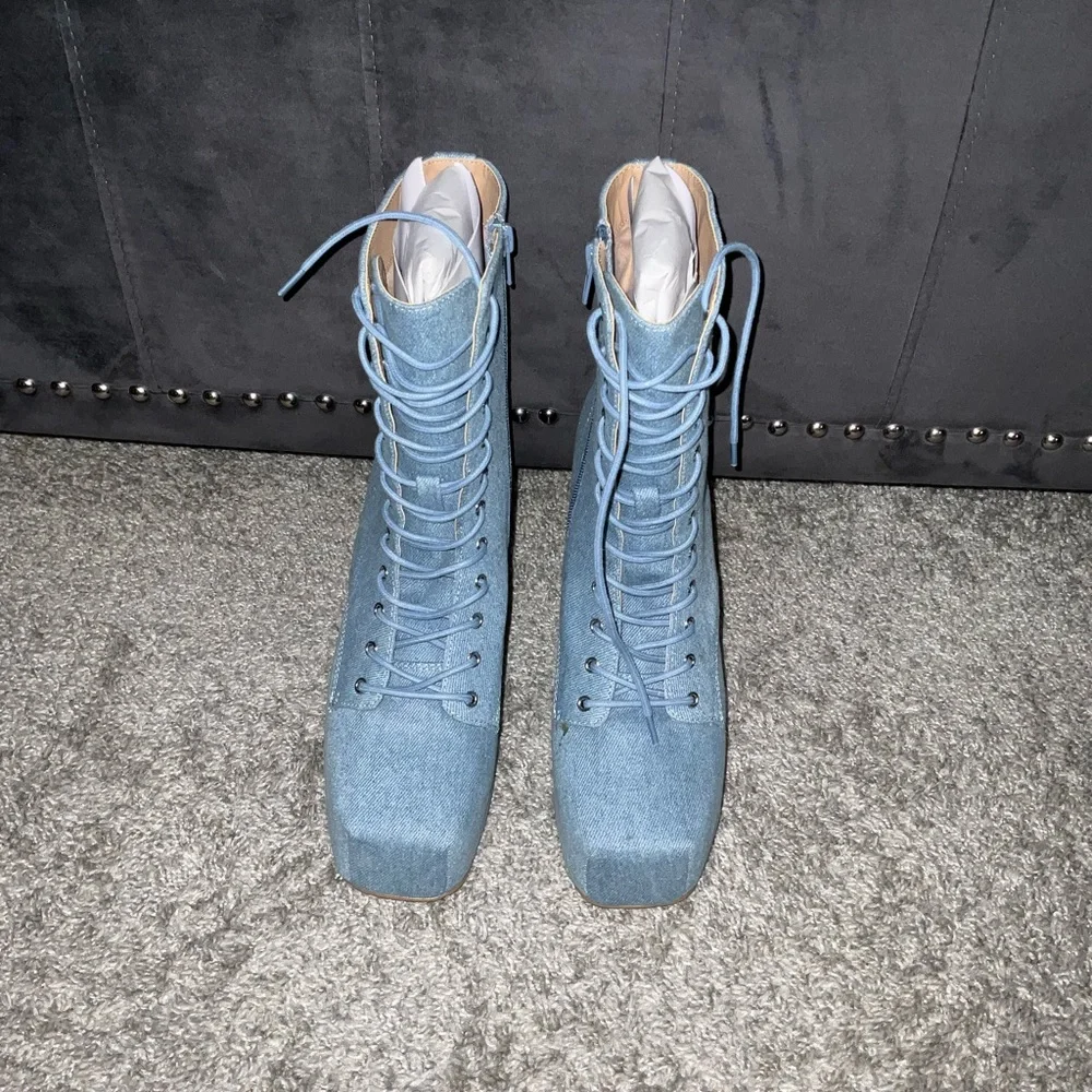Stylish Blue Lace-Up Women's Boots - Picture 1 of 6